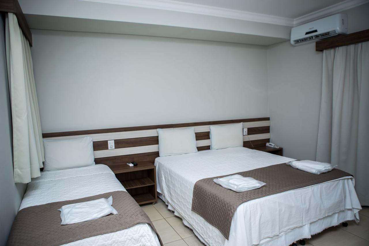 Hotel Avenida Joao Pinheiro Extérieur photo